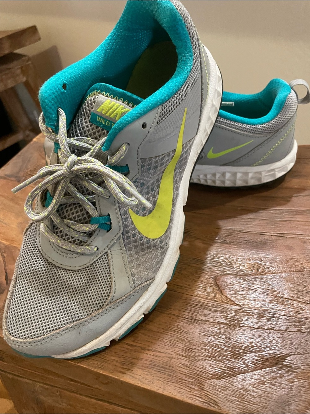 Nike Wild Trail - Grey, Teal & Lime Training Sneakers
